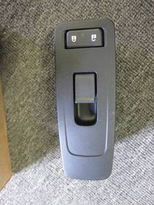 lot 266 image: window switch paccar q27-6082-2102 ...
