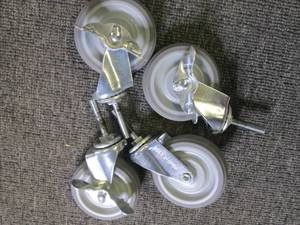 lot 310 image: 4 caster wheels ...