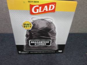 90 pk Glad 30 Gallon Trash Bags...