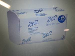 Scott� Pro�  Multifold Paper Towe...