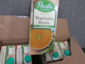 12- 32 oz pks Pacific Foods Vegetab...