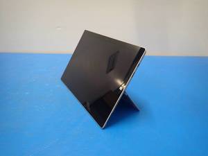 lot 17 image: Microsoft&nbspSurface Pro 3 1631 &nbspINTEL(R) CORE(TM) I7-4650U CPU  1.70GHZ  8GB RAM  256GB SSD  NO OS  No Charger&nbsp