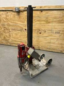 lot 27 image: MILWAUKEE DYMODRILL Rig