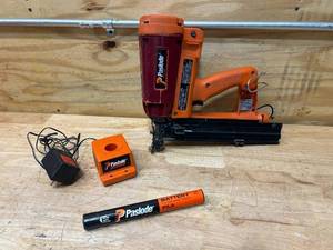 lot 94 image: PASLODE Cordless 16 Gauge 12 Crown Stapler with Battery, Charger and Case