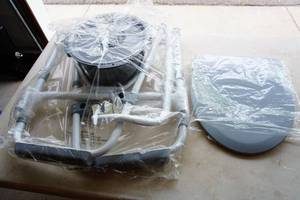 lot 6 image: Guardian Steel Folding Commode