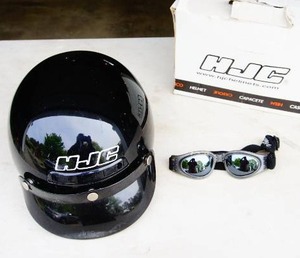 lot 28 image: Motorbike Helmet Cl-2 by HJC DOT Very Clean 6 78- 7 Size Small...