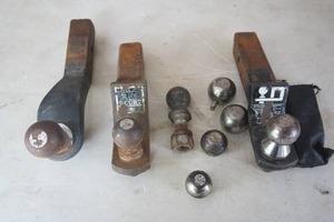 lot 106 image: Lot of Ball Hitches