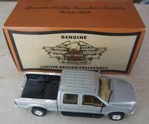 lot 108 image: Harley Davidson Ford F-250 Crew Cab