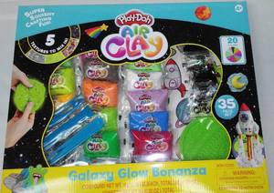 lot 348 image: Galaxy Glow Bonanza Play-Doh Air Play