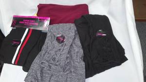 lot 354 image: Womens Leggings (4)
