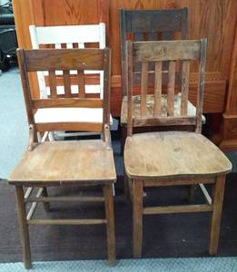lot 370 image: Vintage Chairs (4)