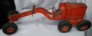 lot 397 image: Vintage Doepke Model Toys Adams Motor Grader.