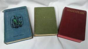lot 425 image: Vintage Book (3).