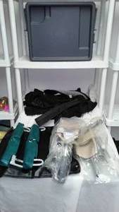 lot 477 image: Misc. Medical Items.Lots of photos