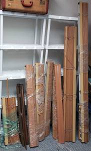 lot 413 image: Wood Window Shades, Golden Oak (7)