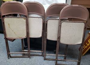lot 416 image: Vintage Metal Chairs (4)