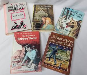 lot 438 image: Vintage Teen Youth Reading Books (5)