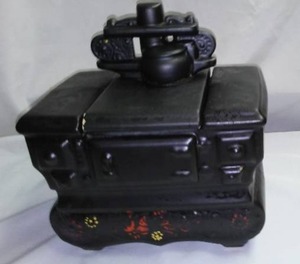 lot 512 image: Vintage McCoy, Cookie Jar.