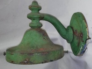 lot 514 image: Vintage Outdoor Light.