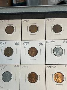 GROUP OF 23 MIXED DATE 1939-S TO 1952 WHEAT CENTS MOSTLY BU-UNC