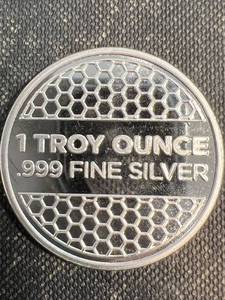 1 TROY OZ .999 FINE SILVER NINE FINE MINT ROUND