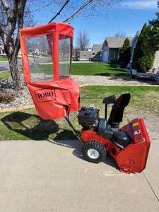 lot 1 image: Toro Snowblower, 8 hp with Electric Start & Cab in excellent condition.