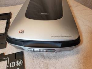 lot 111 image: Cyber Home DVD Player with Remote & Epson 4490 Photo Scanner.