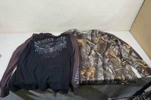 lot 63 image: 2 XXL Long Sleeve Shirts