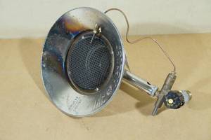 lot 78 image: Mr Heater Sunflower Heater