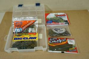 lot 90 image: Tackle Box Insert with Assorted Tackle