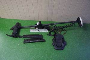 lot 120 image: Minn Kota 50lb Thrust Bow Mount Trolling Motor