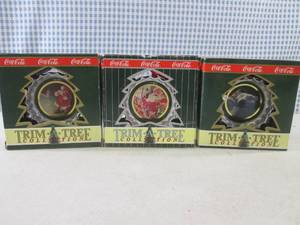 lot 58 image: (BSB) 3 Coca-Cola Trim-A-Tree Colle...