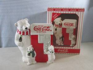 lot 73 image: (D-3) Coca-Cola Vending Machine and...