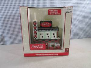 lot 81 image: (CSB) Coca-Cola Town Square Collect...