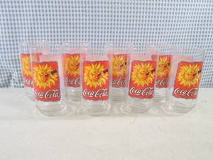 lot 86 image: (CNTR) Set of 8 Vintage Coca-Cola S...