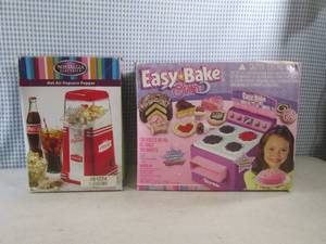 lot 158 image: (EW2) Easy Bake Oven and Coca-Cola ...