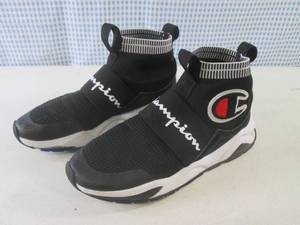 lot 165 image: (BSB) Pair Champion Shoes - Size 6....