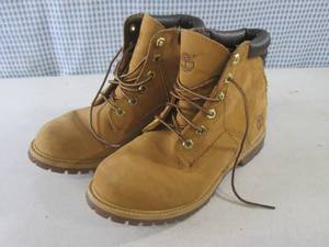 lot 167 image: (BSB) Pair Timberland Boots - Size ...
