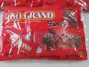 lot 227 image: (B-1) 3 Bags 100 Grand Fun Size Can...