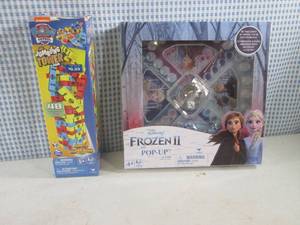 lot 246 image: (BSB) 2 Games - Frozen II Pop-Up Ga...