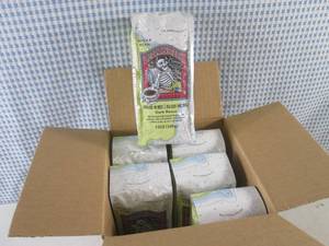 lot 252 image: (C-2) 6 Bags Deadmans Reach Dark R...