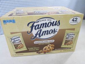 lot 313 image: (C-1) Famous Amos Chocolate Chip Co...