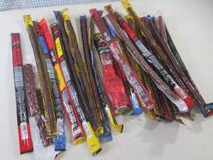 lot 319 image: (EC2) 24 Assorted Jack Link Snack S...