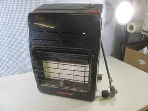 lot 344 image: (EW6) Remington Heater ...