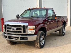lot 4 image: 2008 Ford F.350 Super Duty XLT