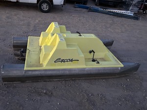 lot 6 image: Ercoa Two-Person Fiberglass Paddle Boat