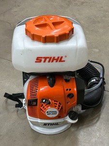 lot 13 image: Stihl BR200 Backpack Blower  Sprayer
