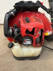 lot 25 image: RedMax EBZ8550 Backpack Blower
