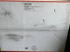 lot 26 image: Commercial Electric6 in. White Recessed Can Lighting Housings and Trims (6-Pack)