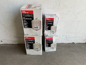 lot 83 image: LOT OF 4. Everbilt Thermal Expansion Tanks